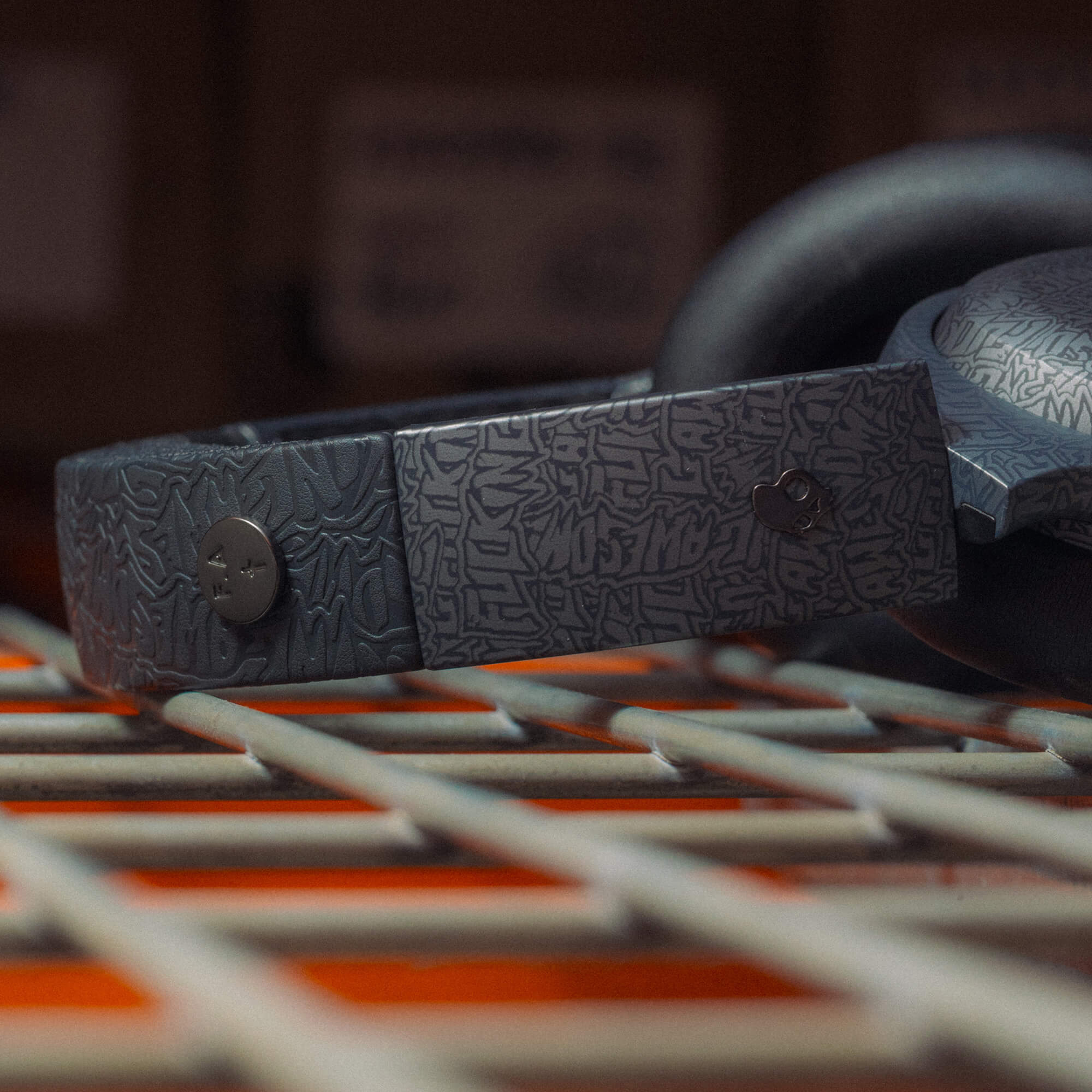 25C_Crusher_ANC_2_Fucking_Awesome_S6CAW-T033_Buy_Boxes_9-3