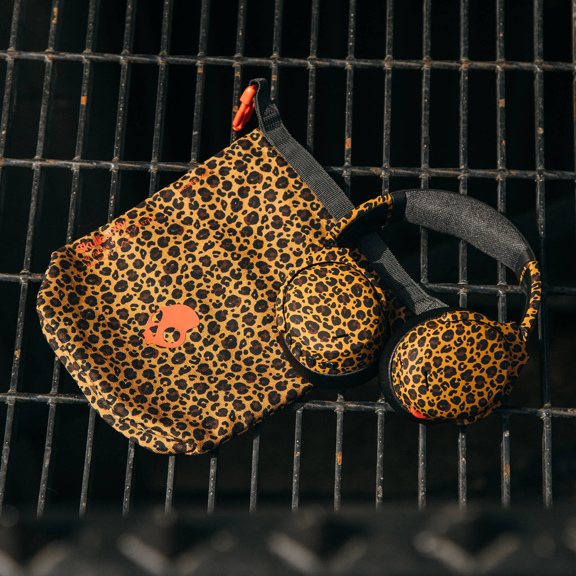 25C_Crusher_ANC_2_Leopard_S6CAW-T009_Buy_Boxes_9-1